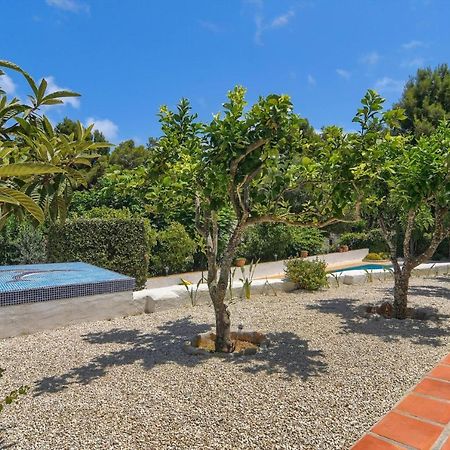 Villa Margarita - A Tranquil Oasis With Large Private Pool Jávea Exteriör bild